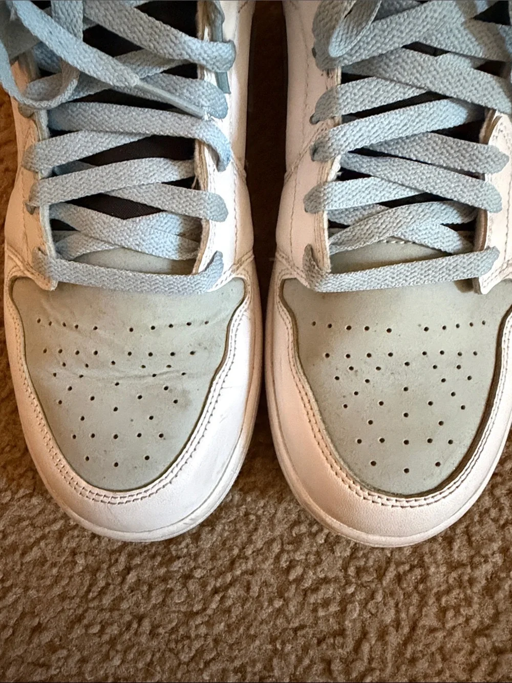 Jordan 1 Mid SE size 10.5